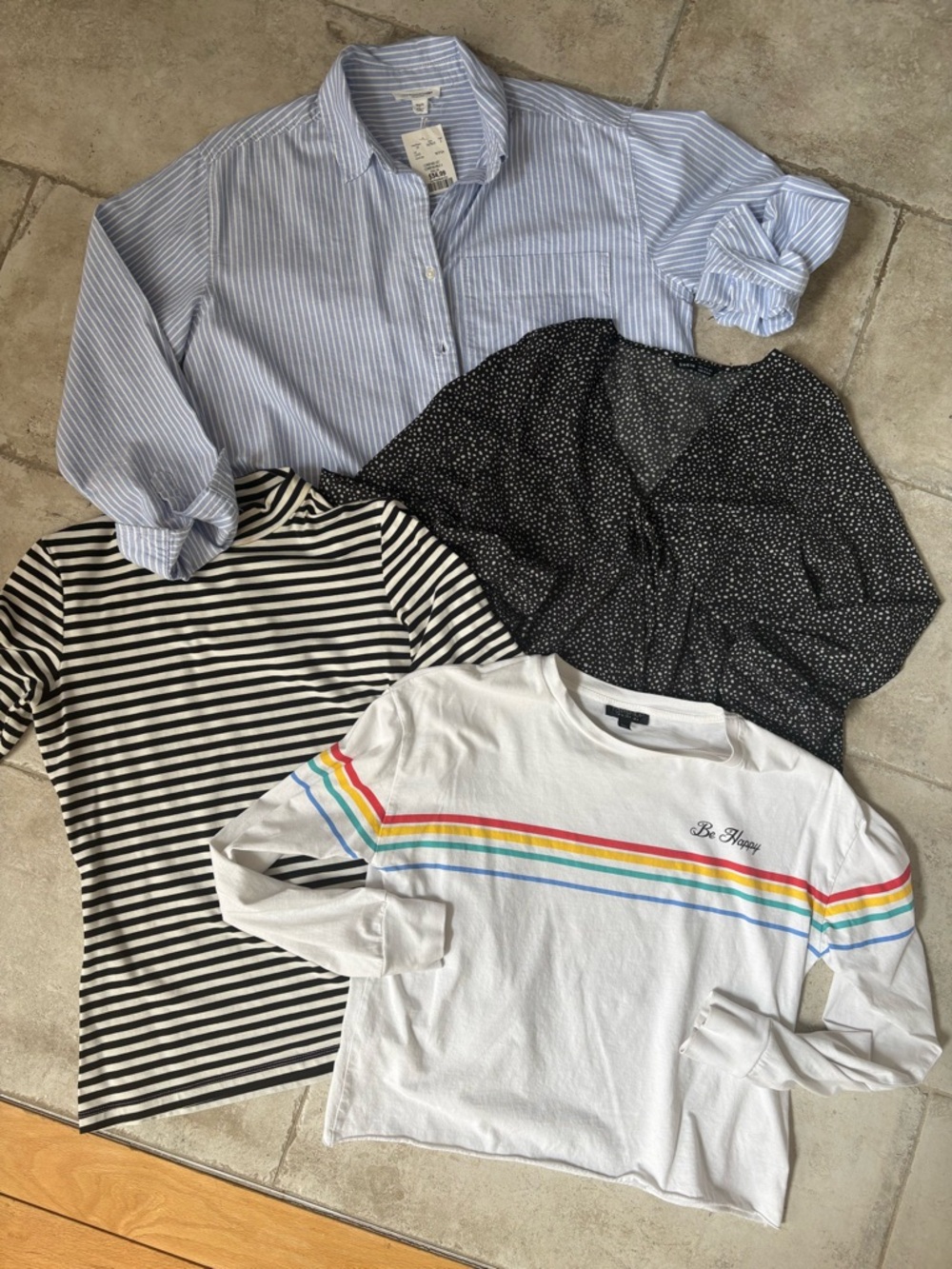 Bundle - women’s tops ✨✨fit size 6 - brand new condition - banana republic